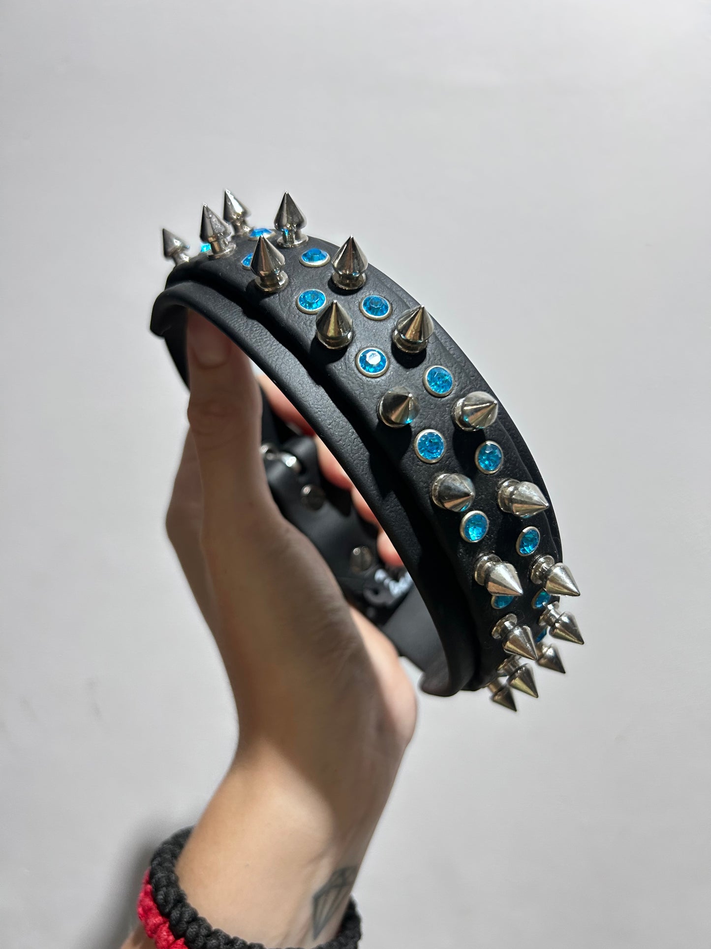 Crown Slim Blue